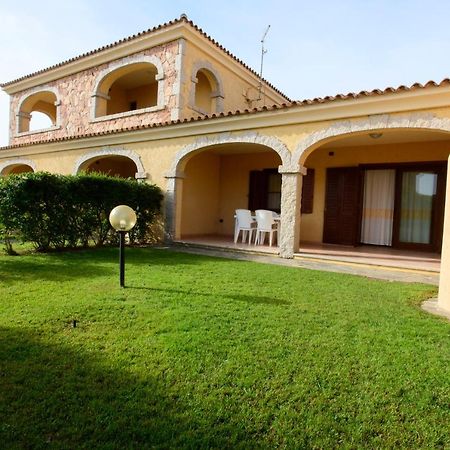 Ville Del Mar San Teodoro  Exterior photo