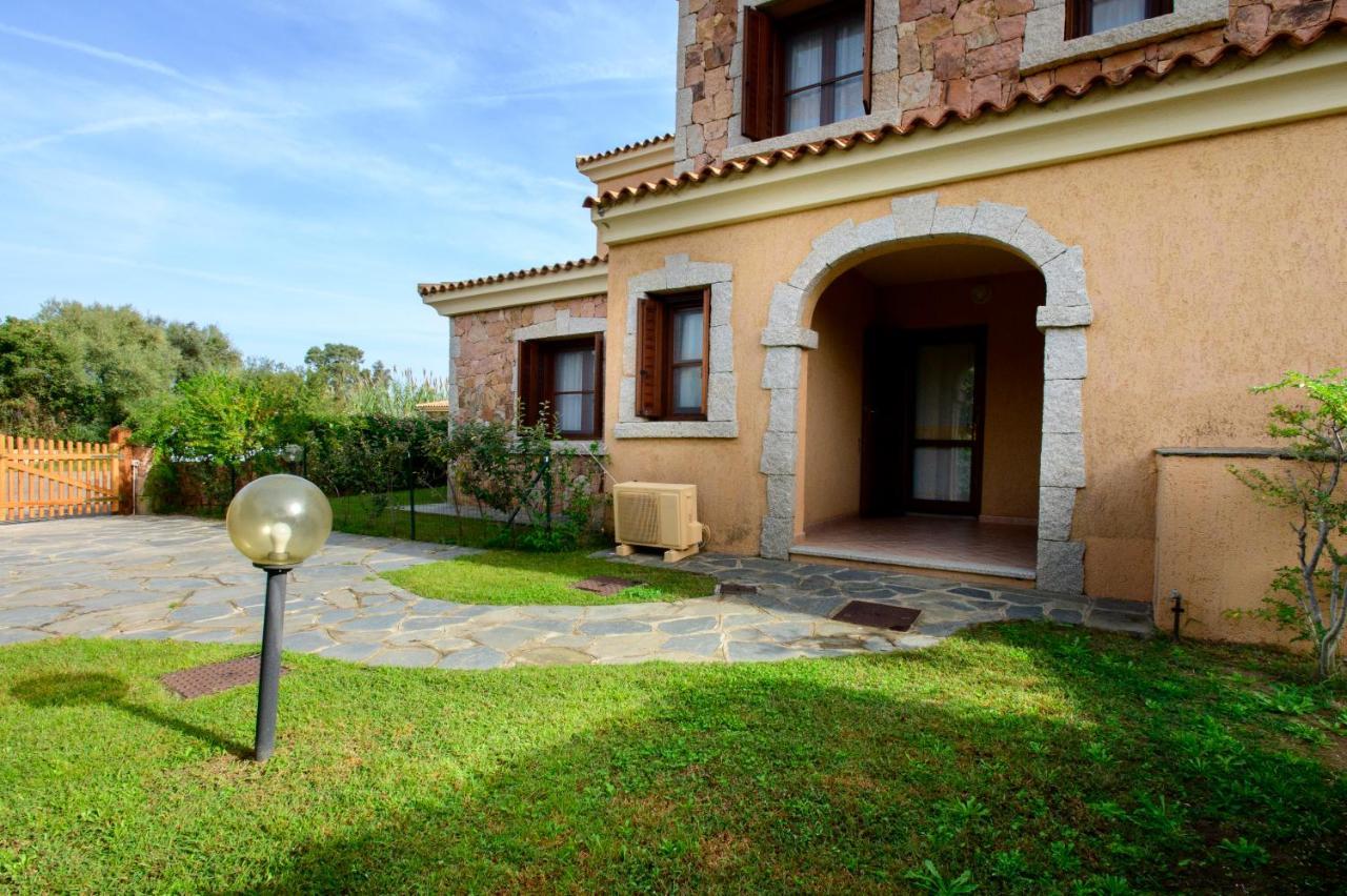 Ville Del Mar San Teodoro  Exterior photo