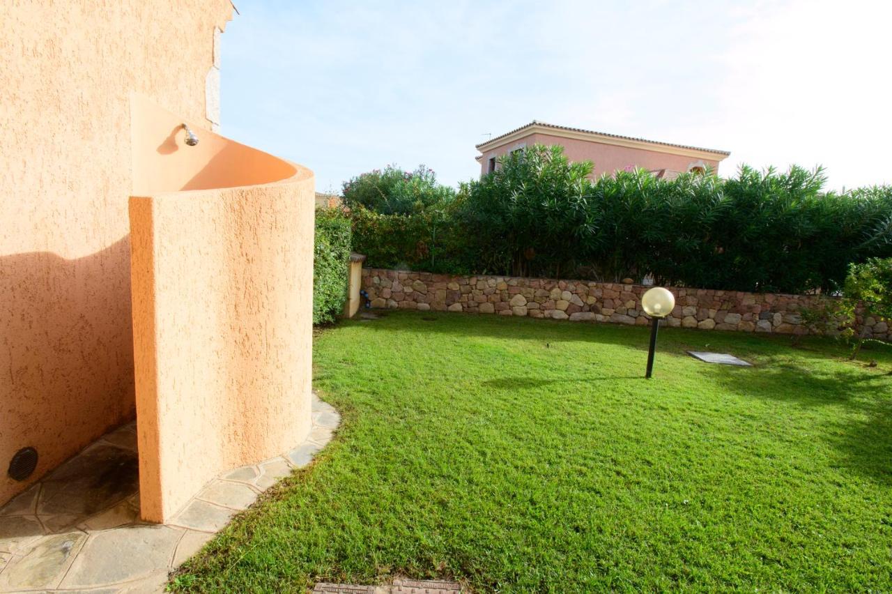 Ville Del Mar San Teodoro  Exterior photo