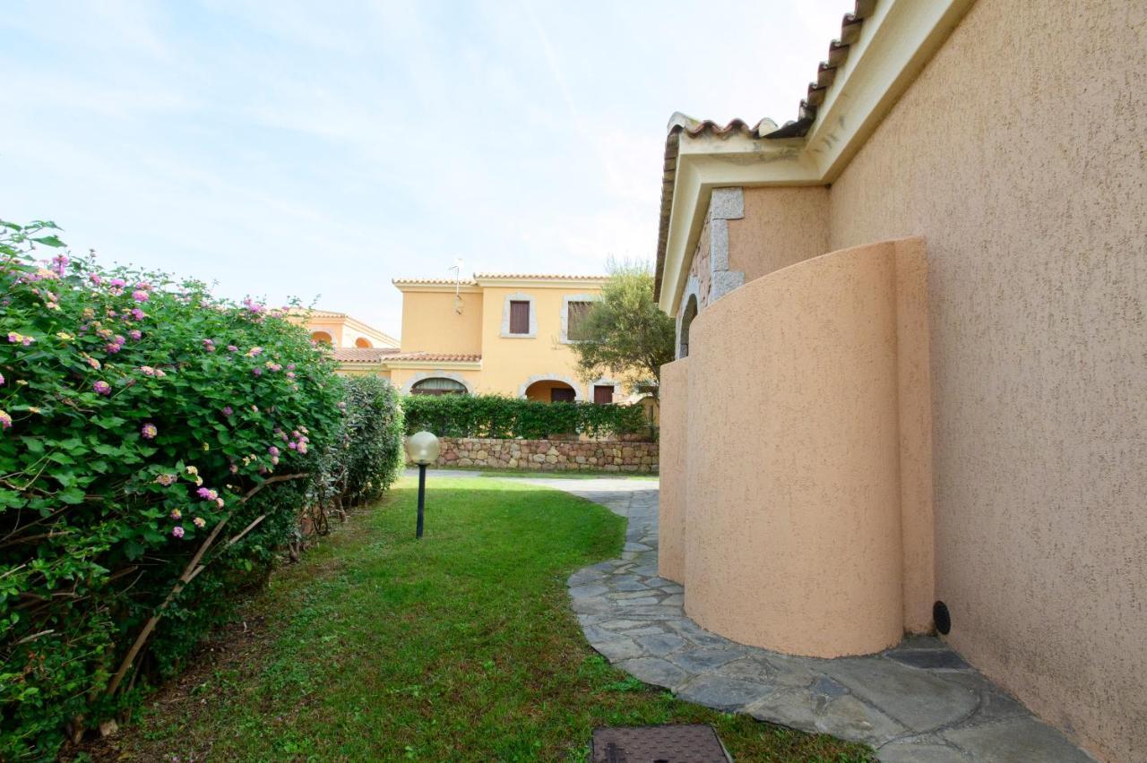 Ville Del Mar San Teodoro  Exterior photo