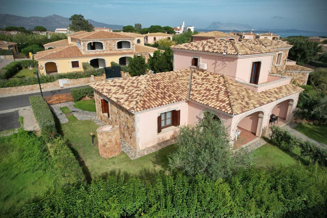 Ville Del Mar San Teodoro  Exterior photo
